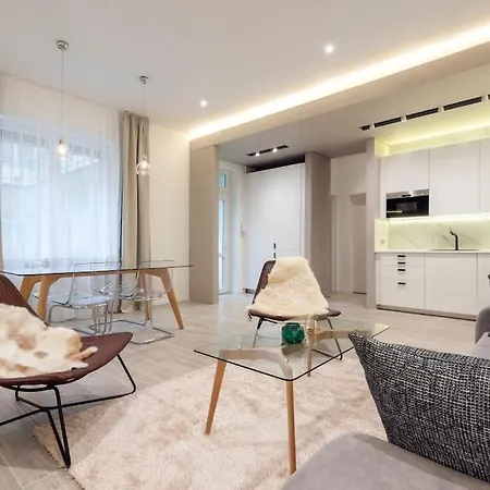 Apartman Scandinavian - By The Opera